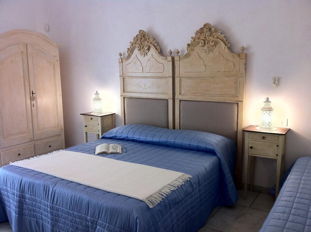 Dimora Delle Rondini Bed & Breakfast Polignano a Mare Room photo