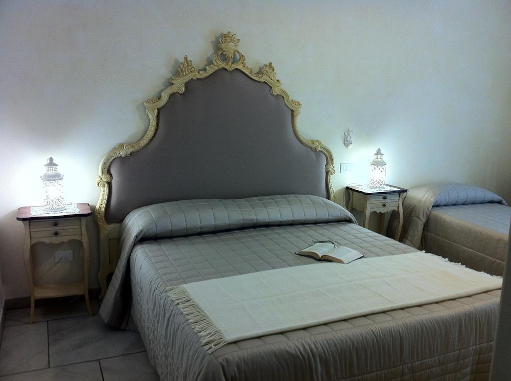 Dimora Delle Rondini Bed & Breakfast Polignano a Mare Room photo