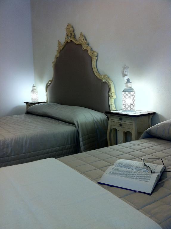 Dimora Delle Rondini Bed & Breakfast Polignano a Mare Room photo