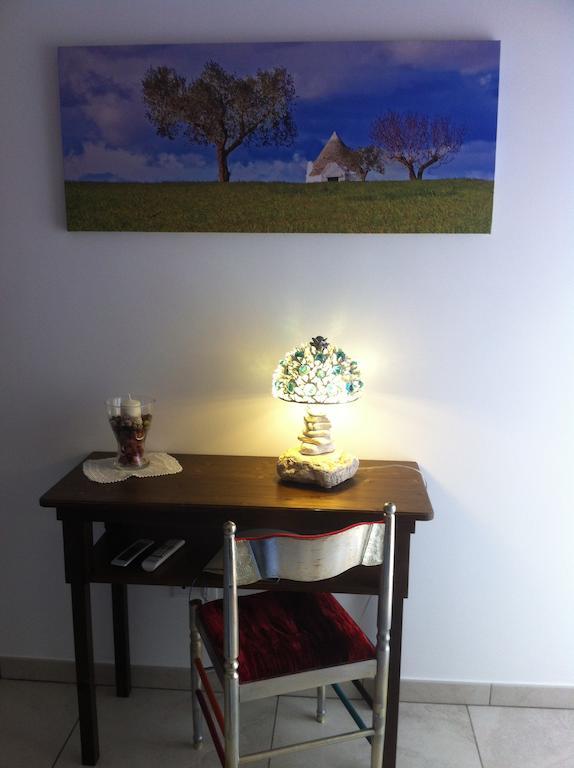Dimora Delle Rondini Bed & Breakfast Polignano a Mare Room photo